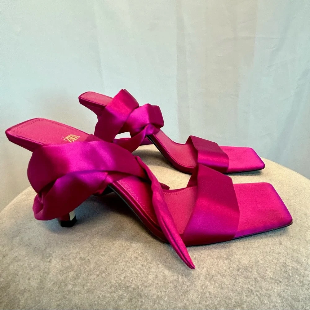 Zara fuchsia hot pink satin ankle-tie heeled sandals square toe Sz 40 open toe - Picture 3 of 9
